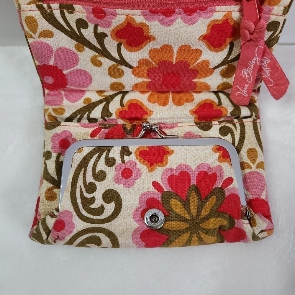Vera Bradley Retired Folkloric Quilted One For The Money Wallet Coin Bag - Picture 7 of 16